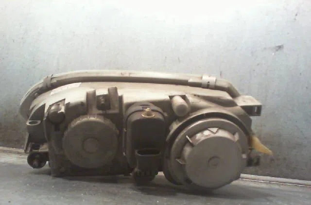 Phare droit Renault SAFRANE I (B54_) 2.0 (b540) (1992-1996) occasion