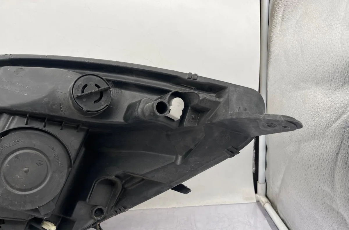 Phare droit RENAULT SCENIC 3 PHASE 3 occasion