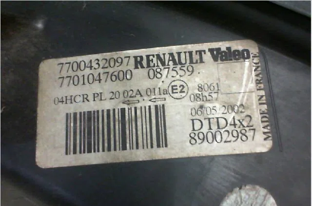 Phare droit RENAULT SCENIC I  1.9 DCI 100ch occasion