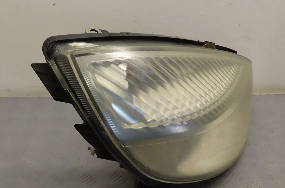 Phare droit Renault SCÉNIC II (JM0-1_) 1.5 dci (jm0f) (2003-2006) 5 portes occasion