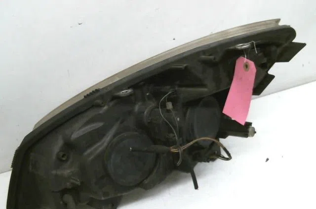 Phare droit Renault SCÉNIC II (JM0-1_) 1.9 dci (jm0g, jm12, jm1g, jm2c) (2003-2006) occasion