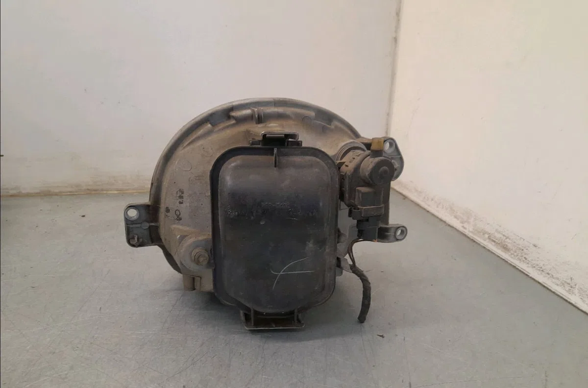 Phare droit Renault TWINGO I (C06_) 1.2 16v (c06c, c06d, c06k) (2001-2007) 3 portes occasion