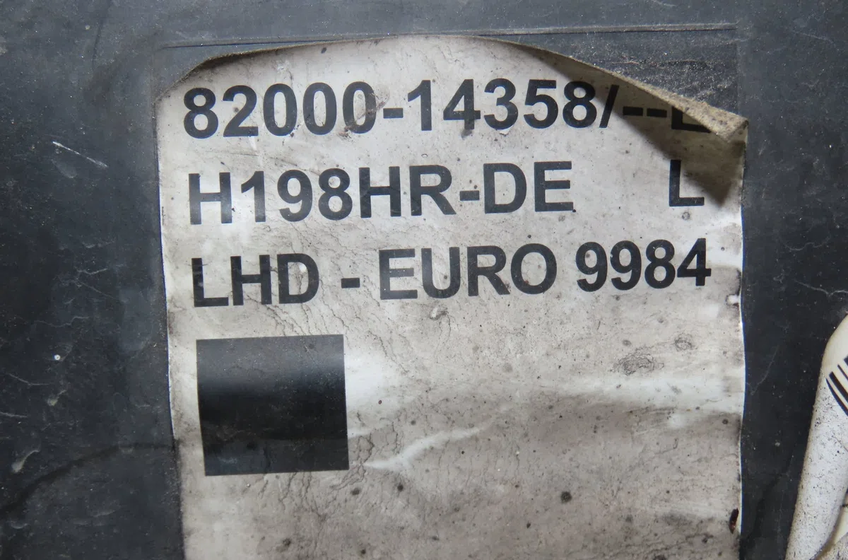 Phare droit Renault VEL SATIS (BJ0_) 2.0 16v turbo (bj0k) (2002-2009) occasion