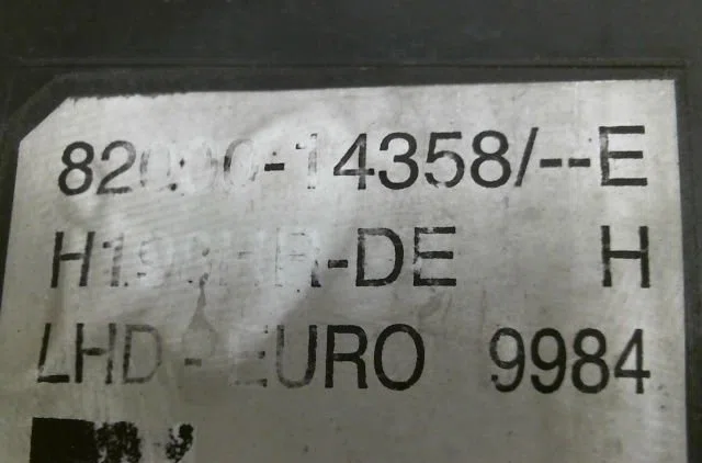 Phare droit Renault VEL SATIS (BJ0_) 3.0 dci (bj0j, bj0n) (2002-2006) occasion