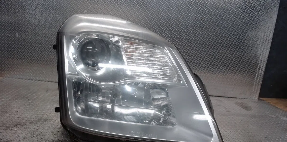 Phare droit RENAULT VEL SATIS  VEL SATIS PHASE 1 occasion