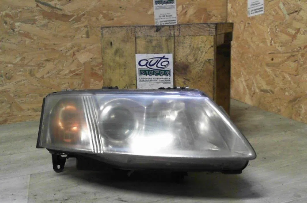 Phare droit SAAB 9.3 2  9.3 2 SPORT SEDAN PHASE 1 occasion