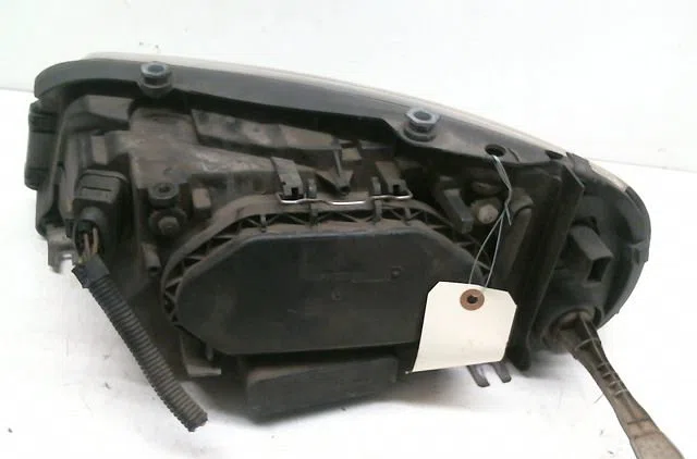 Phare droit Seat ALHAMBRA (7V8, 7V9) 2.0 tdi (2005-2010) occasion