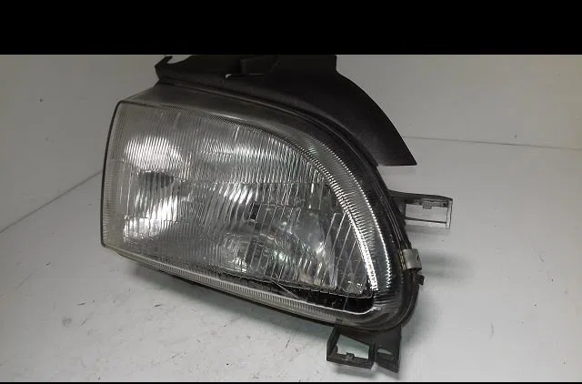Phare droit Seat AROSA (6H1) 1.7 sdi (1997-2004) occasion