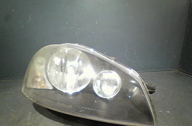 Phare droit SEAT AROSA Phase 1 07-1997--11-2000 occasion