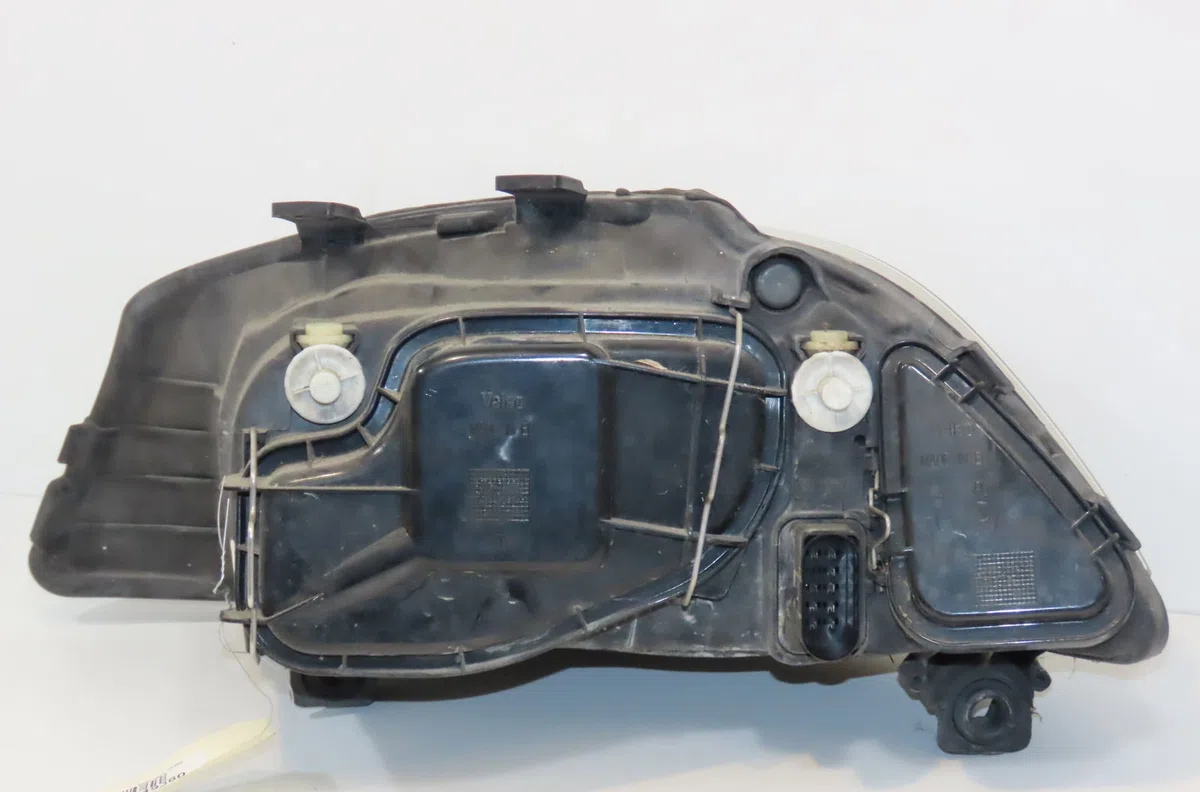 Phare droit Seat CORDOBA (6L2) 1.4 16v (2002-2007) occasion