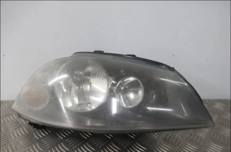 Phare droit Seat CORDOBA (6L2) 1.4 tdi (2002-2005) occasion