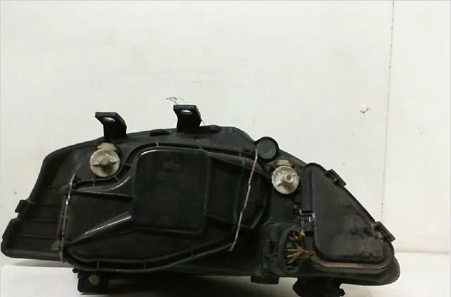 Phare droit SEAT CORDOBA II  1.9 TDI 100ch occasion