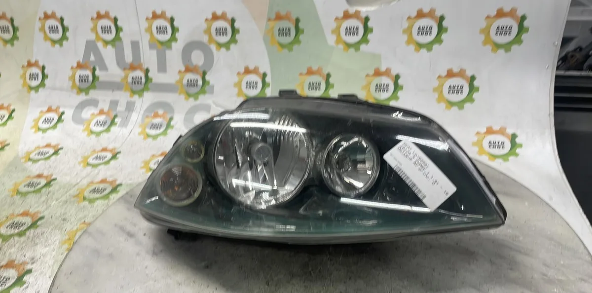 Phare droit SEAT IBIZA 3 PHASE 1 occasion
