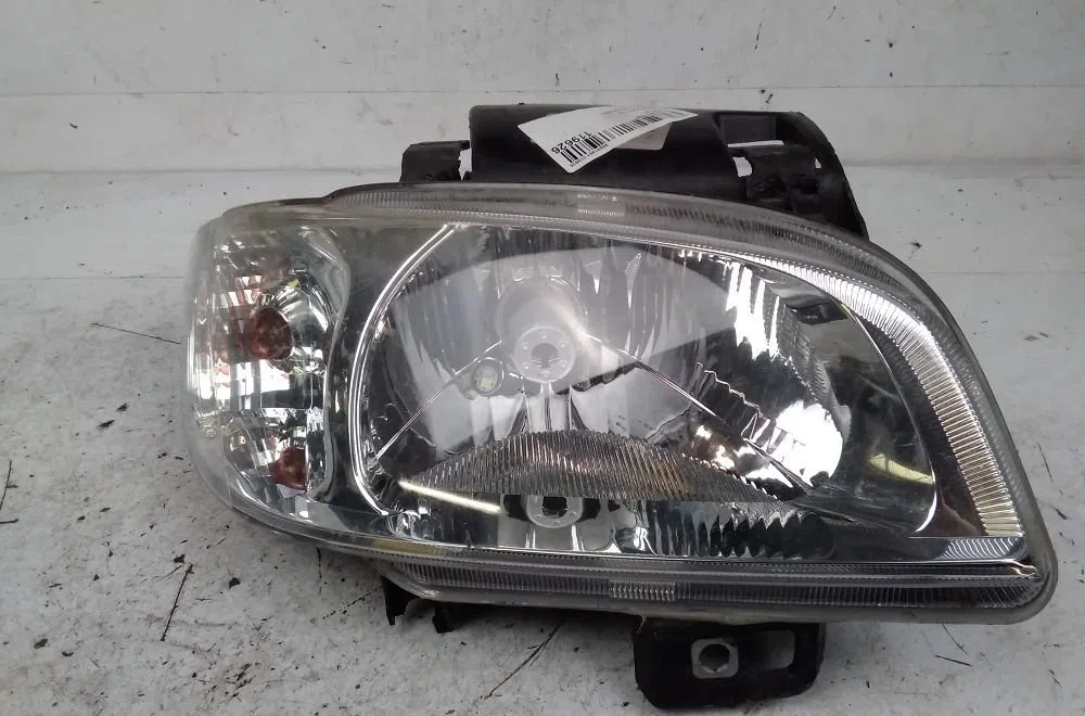 Phare droit SEAT IBIZA II 2000 occasion