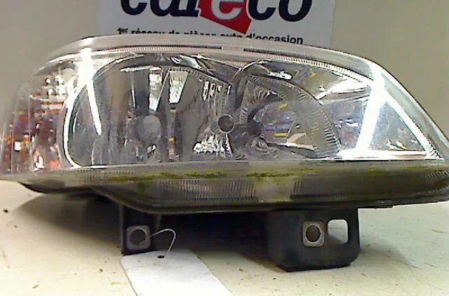 Phare droit SEAT IBIZA II 2001 occasion