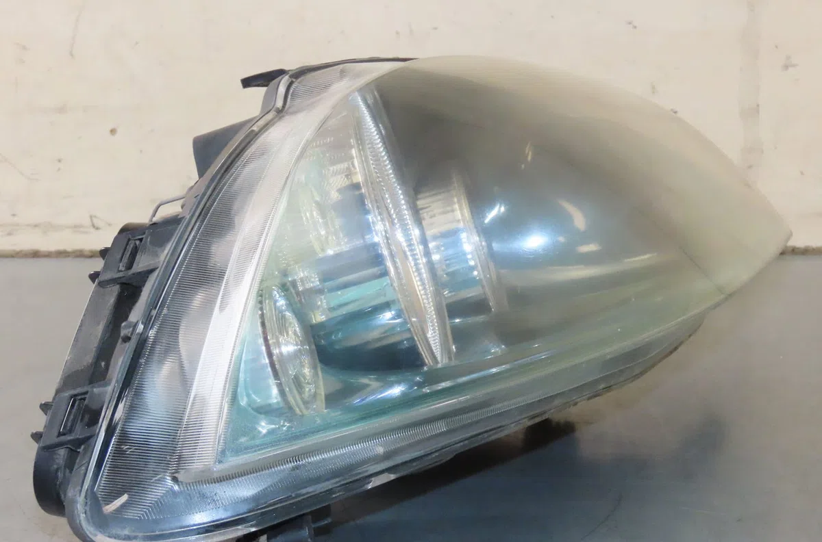 Phare droit Seat IBIZA III (6L1) 1.4 16v (2002-2007) occasion
