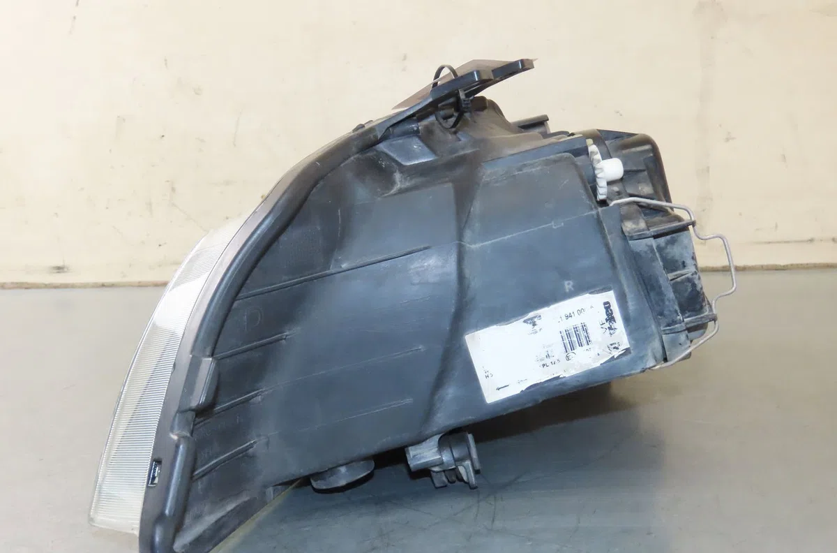 Phare droit Seat IBIZA III (6L1) 1.4 16v (2002-2007) occasion