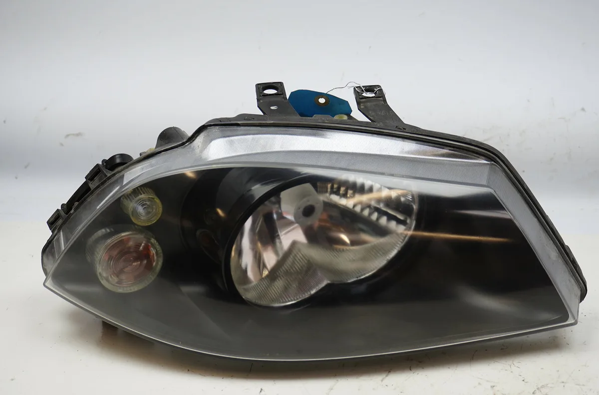 Phare droit Seat IBIZA III (6L1) 1.9 sdi (2002-2005) occasion