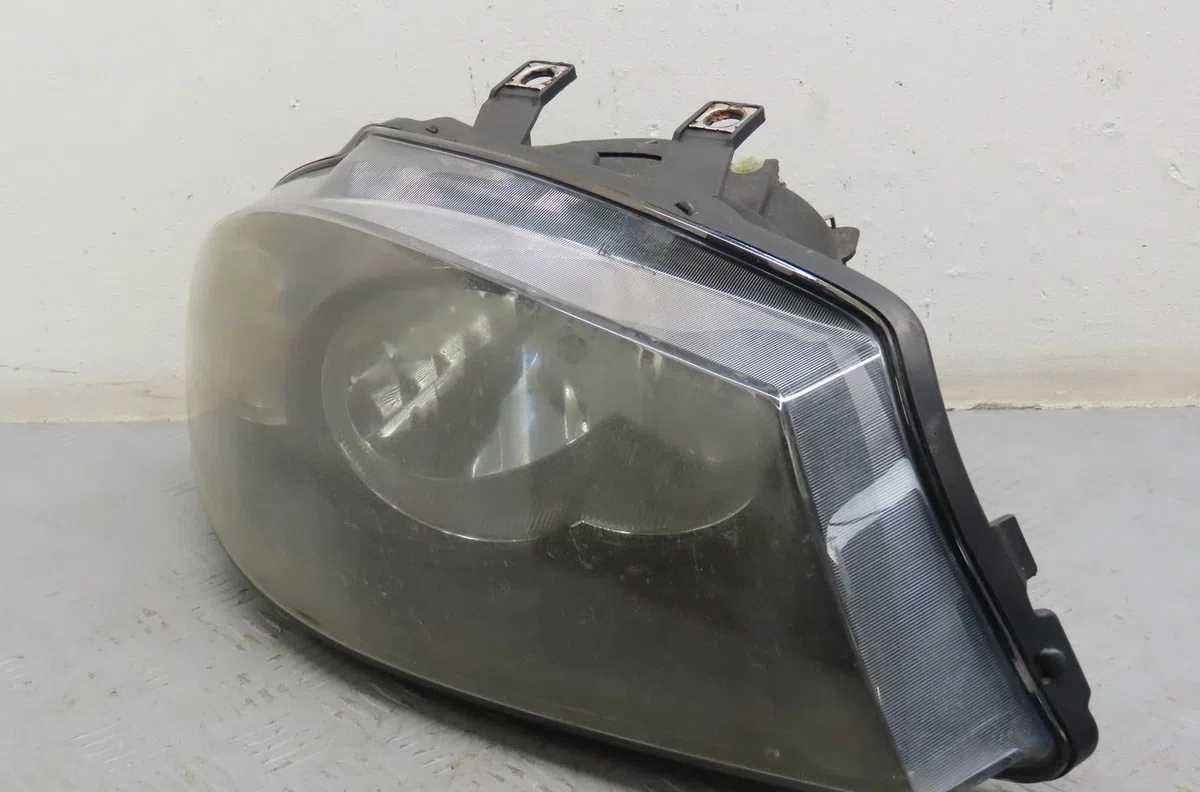 Phare droit Seat IBIZA III (6L1) 1.9 tdi (2002-2009) 5 portes occasion