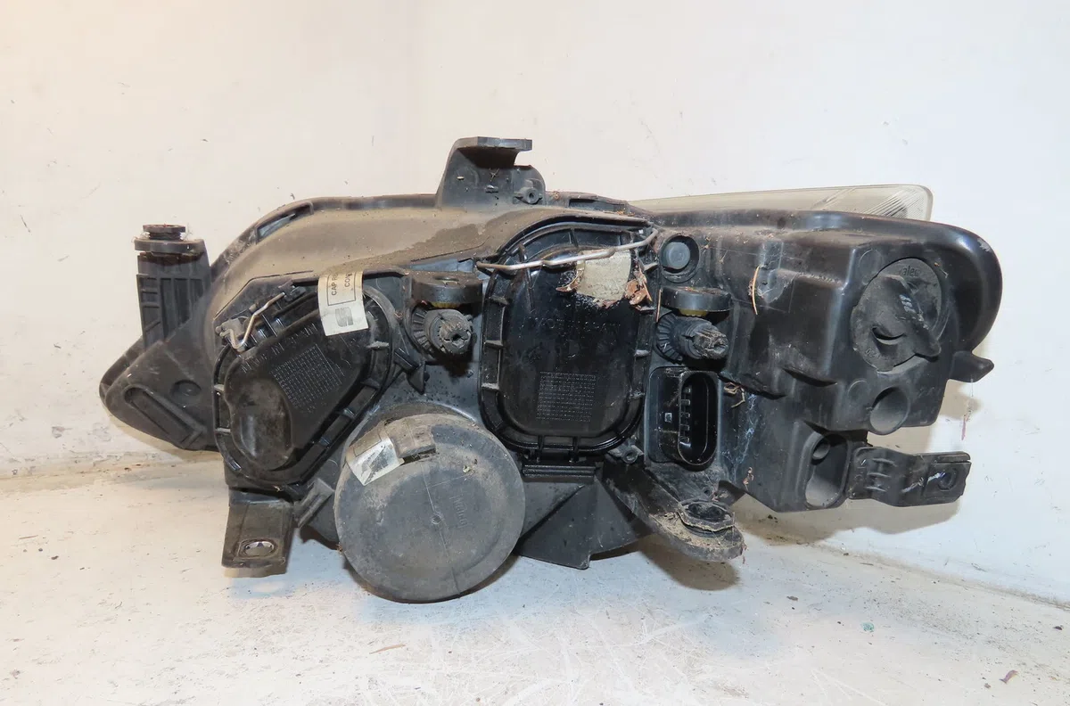 Phare droit Seat IBIZA IV (6J5, 6P1) 1.2 tdi (2010-2015) occasion