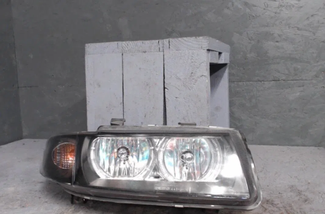 Phare droit SEAT LEON 1  LEON 1 occasion