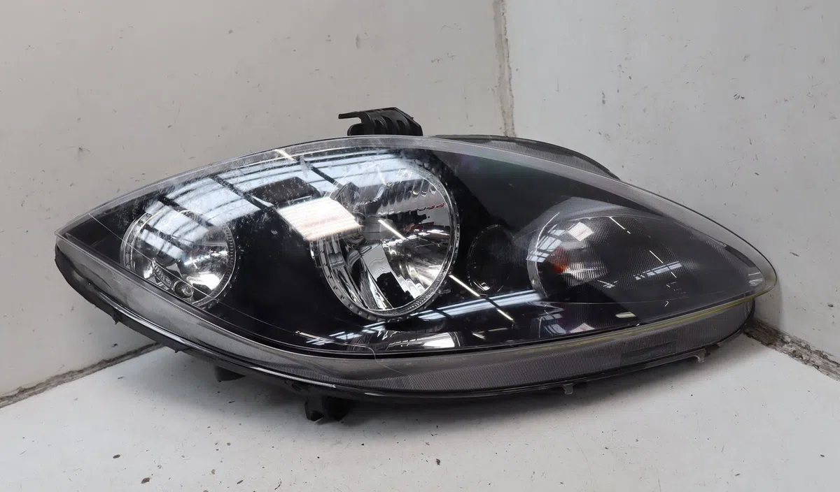 Phare droit Seat LEON (1P1) 1.9 tdi (2005-2010) occasion