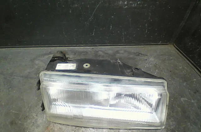 Phare droit Seat TOLEDO I (1L2) 1.9 d (1991-1999) occasion