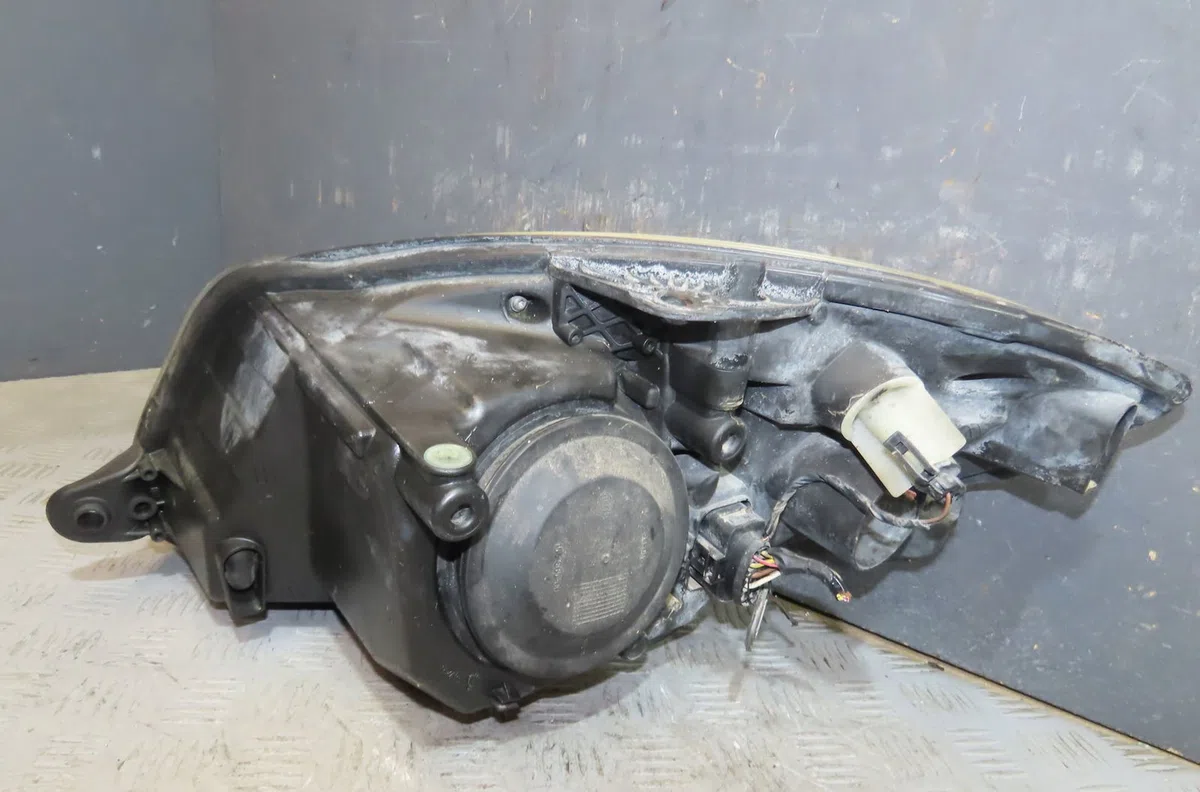 Phare droit Skoda FABIA II (542) 1.9 tdi (2007-2010) occasion