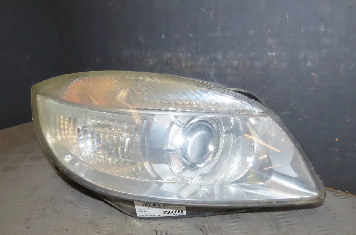 Phare droit Skoda FABIA II (542) 1.9 tdi (2007-2010) occasion