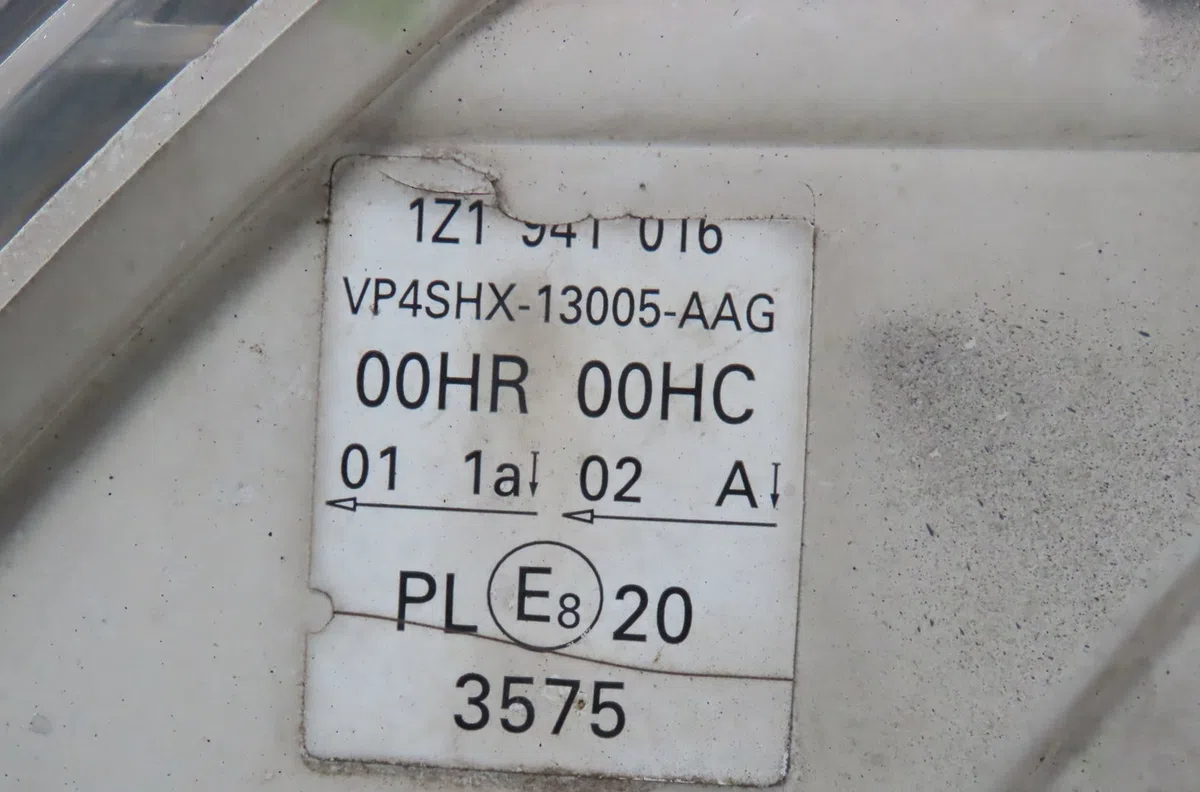 Phare droit Skoda OCTAVIA II Combi (1Z5) 1.9 tdi (2004-2010) occasion