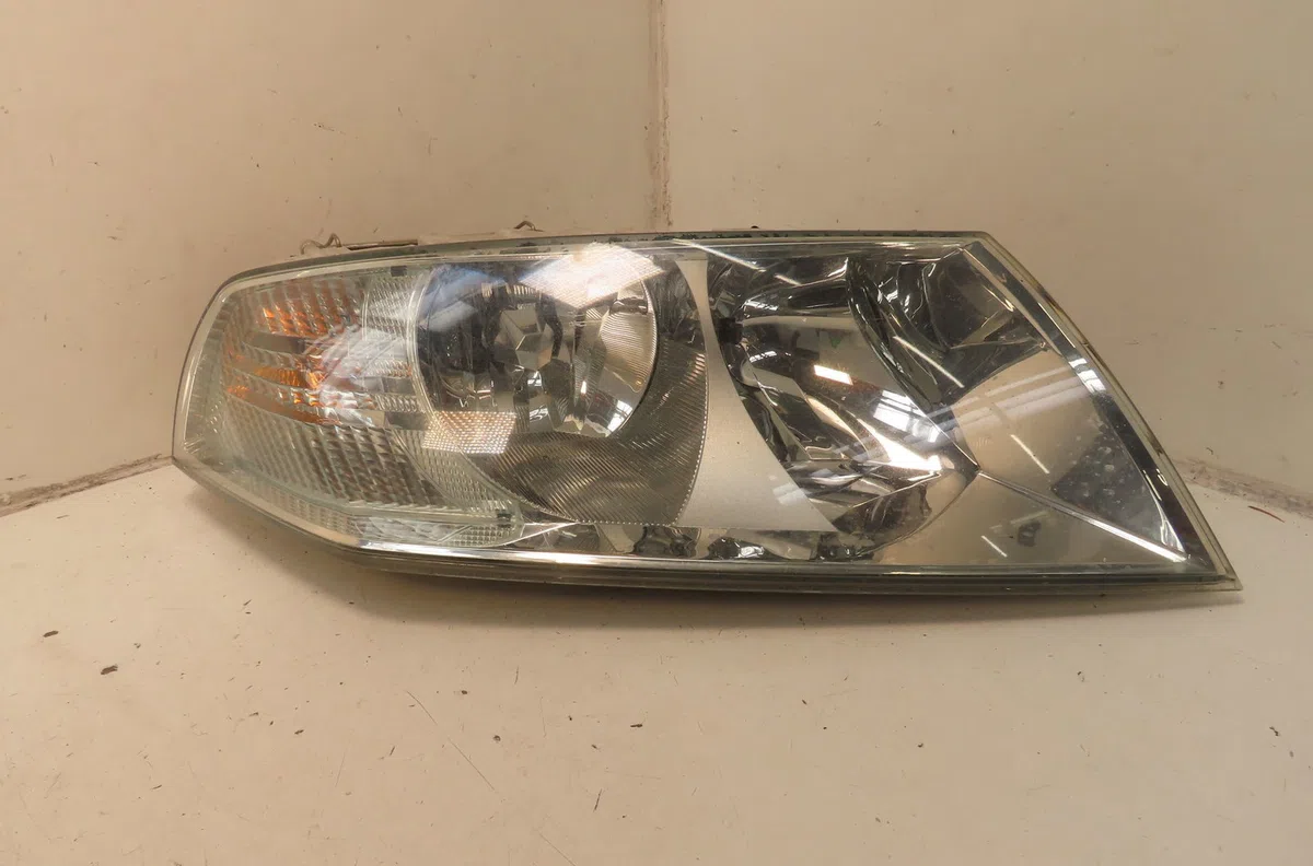 Phare droit Skoda OCTAVIA II Combi (1Z5) 1.9 tdi 4x4 (2004-2010) occasion