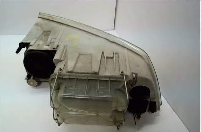 Phare droit Skoda OCTAVIA II Combi (1Z5) 2.0 tdi (2010-2013) occasion