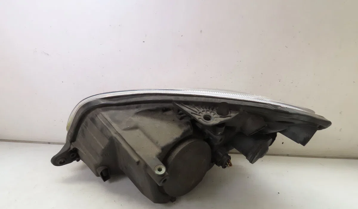 Phare droit Skoda ROOMSTER (5J7) 1.4 tdi (2006-2010) occasion