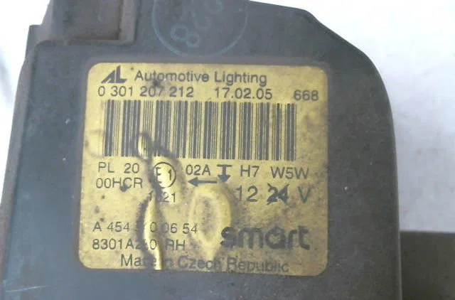Phare droit Smart FORFOUR (454) 1.3 (454.031) (2004-2006) occasion