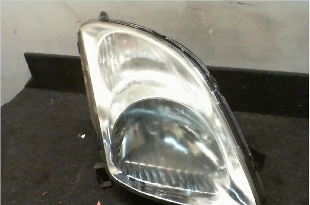 Phare droit Suzuki SWIFT III (MZ, EZ) 1.3 (rs 413) (2005) occasion