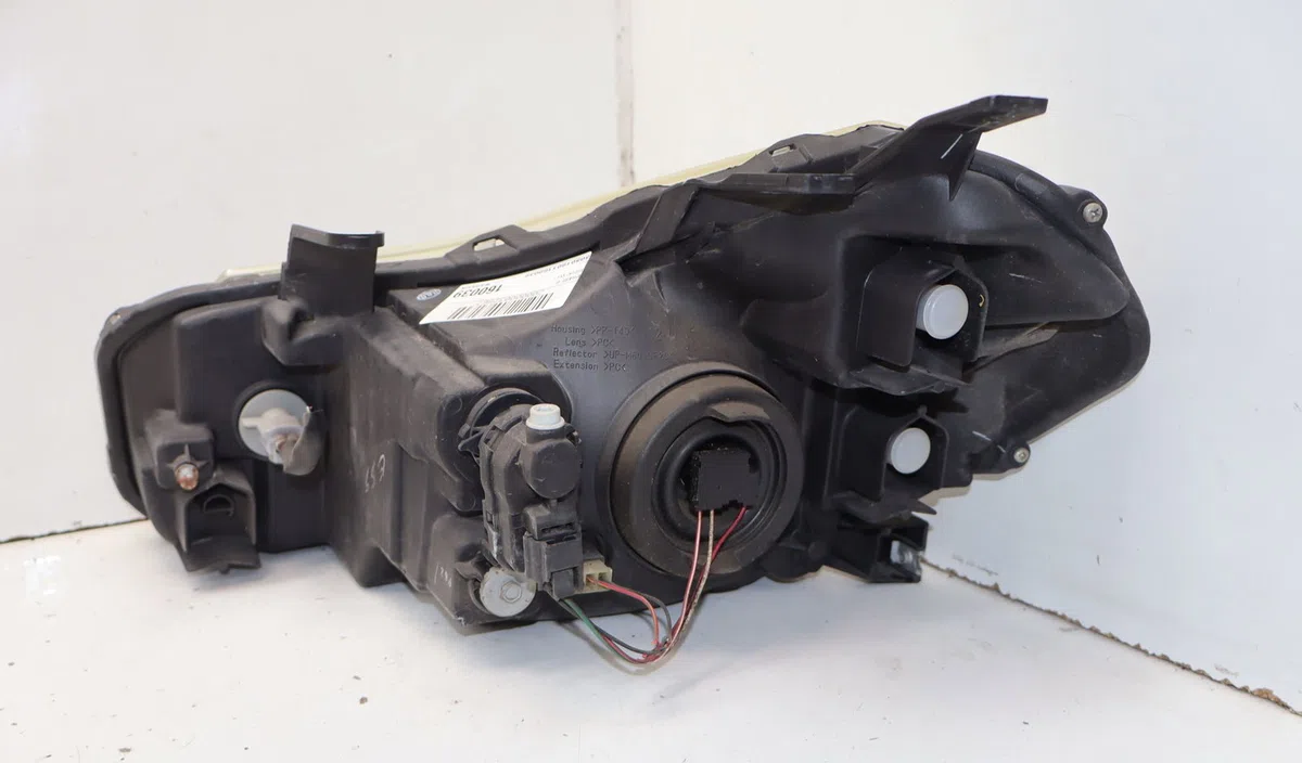 Phare droit Suzuki SX4 (EY, GY) 2.0 ddis 4x4 (rw 420d) (2009) occasion