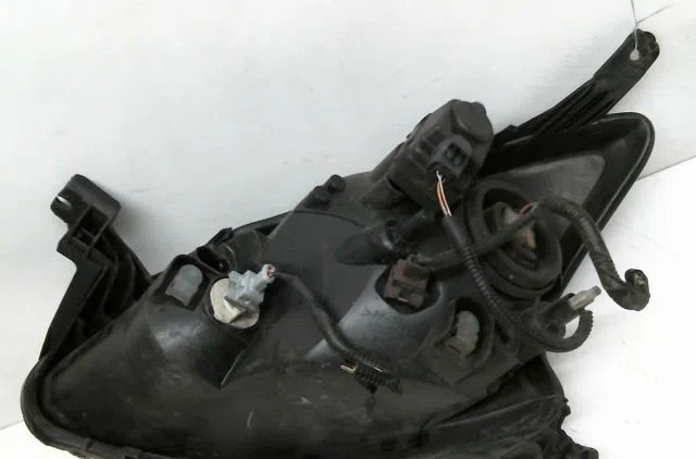 Phare droit Toyota AYGO (_B1_) 1.4 hdi (wnb10_) (2005-2010) occasion