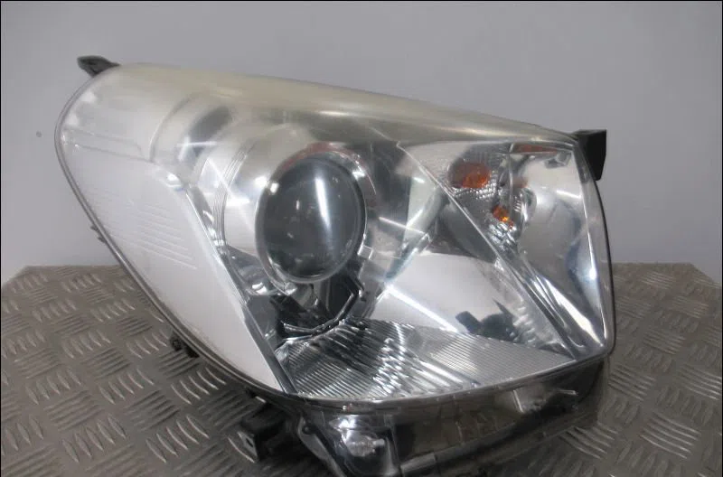 Phare droit Toyota IQ (_J1_) 1.0 (kgj10_) (2009-2015) occasion