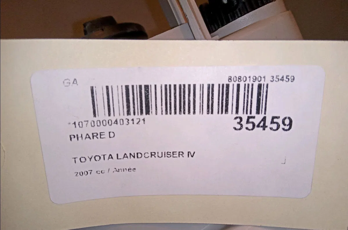 Phare droit TOYOTA LANDCRUISER IV 2007 occasion