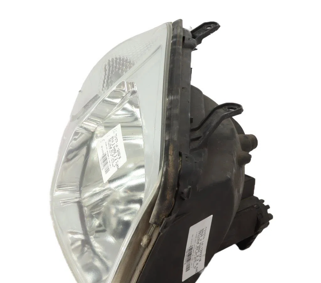Phare droit Toyota RAV 4 II (_A2_) 2.0 d 4wd (cla20_, cla21_) (2001-2005) occasion