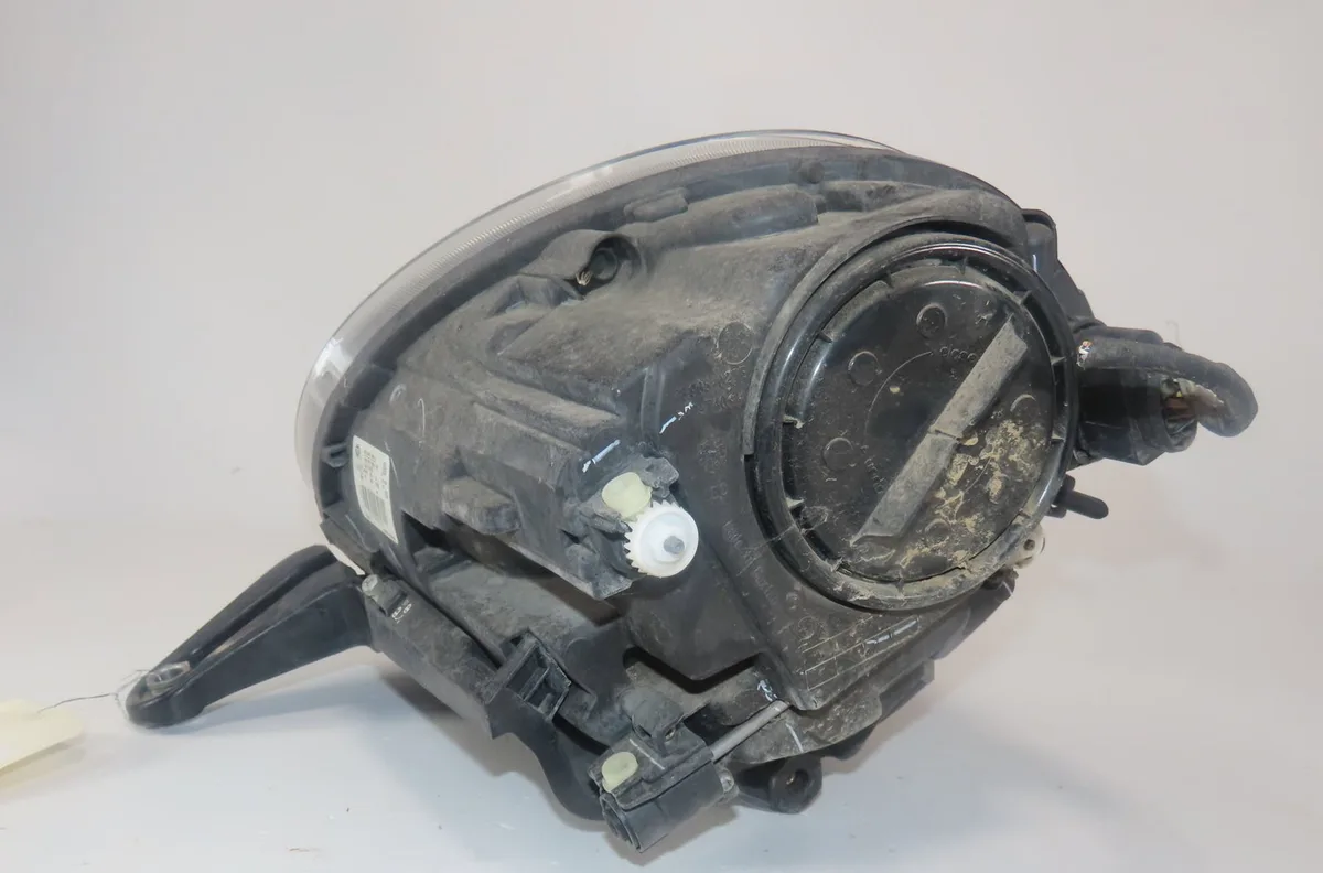 Phare droit Volkswagen BEETLE (5C1, 5C2) 1.2 tsi 16v (2014-2019) occasion