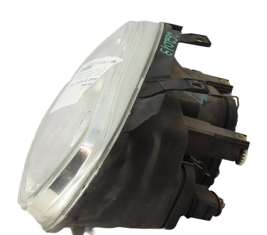 Phare droit Volkswagen BORA I (1J2) 2.0 (1998-2013) occasion