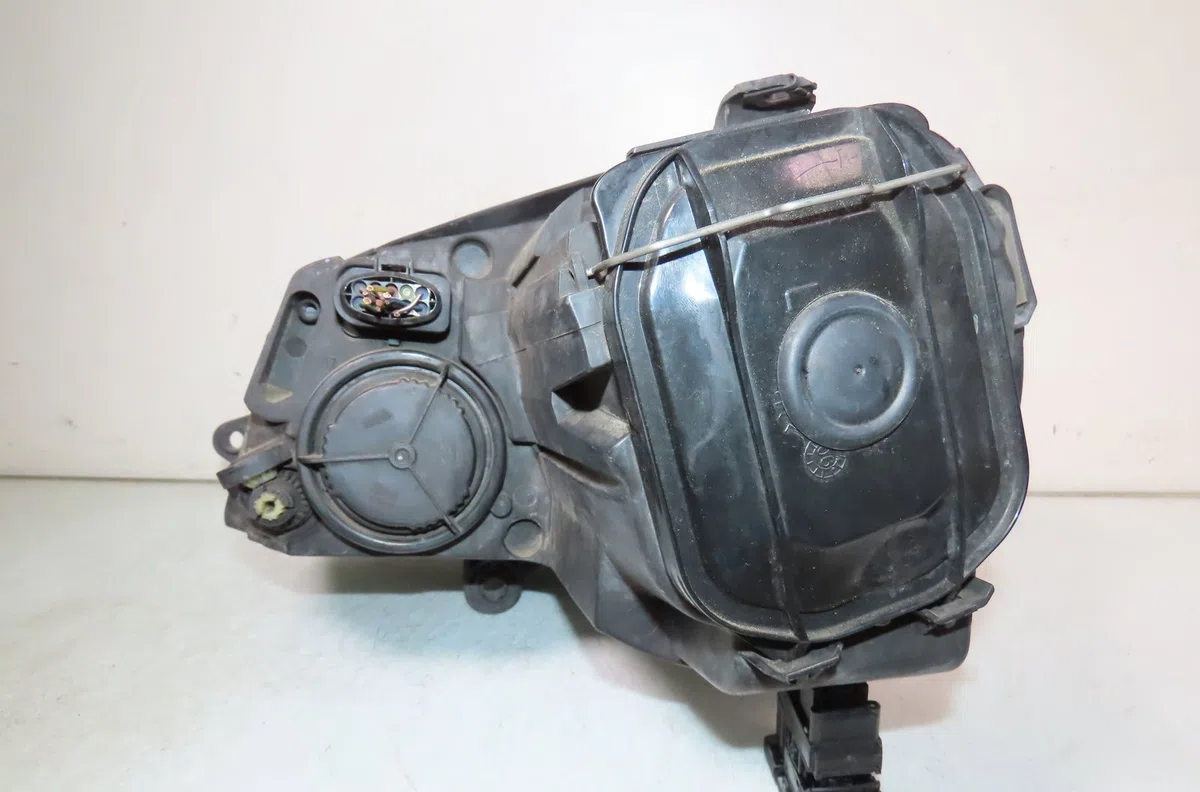 Phare droit Volkswagen EOS (1F7, 1F8) 2.0 tdi (2006-2008) occasion