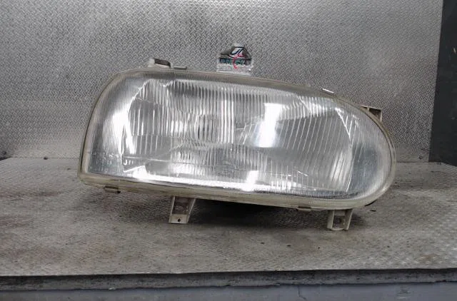 Phare droit VOLKSWAGEN GOLF 3  GOLF 3 occasion