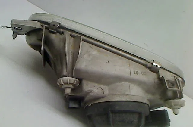 Phare droit Volkswagen GOLF III (1H1) 1.4 (1991-1997) occasion