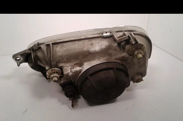 Phare droit Volkswagen GOLF III (1H1) 1.9 d (1991-1997) occasion