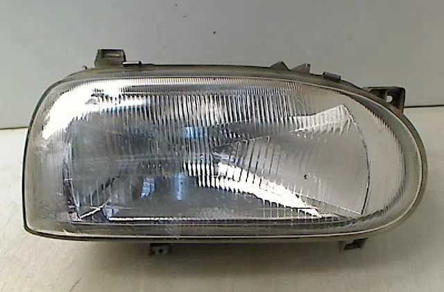 Phare droit Volkswagen GOLF III Variant (1H5) 1.9 td (1993-1999) occasion