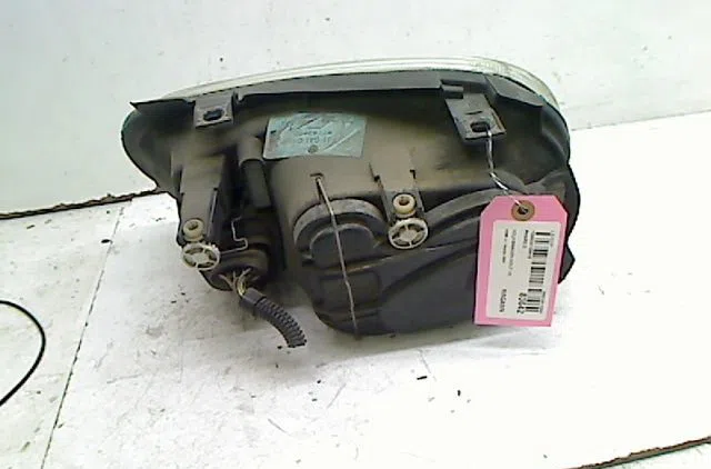 Phare droit Volkswagen GOLF IV (1J1) 1.6 16v (2000-2005) occasion