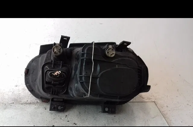 Phare droit Volkswagen GOLF IV (1J1) 1.9 tdi (1997-2004) 3 portes occasion