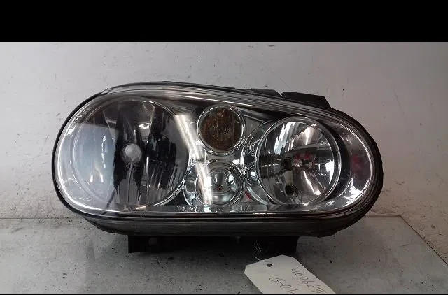 Phare droit Volkswagen GOLF IV (1J1) 1.9 tdi (1997-2004) 3 portes occasion